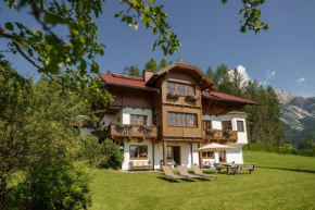 Landhaus Birgbichler - Apartments mit Bergblick in Ramsau am Dachstein
